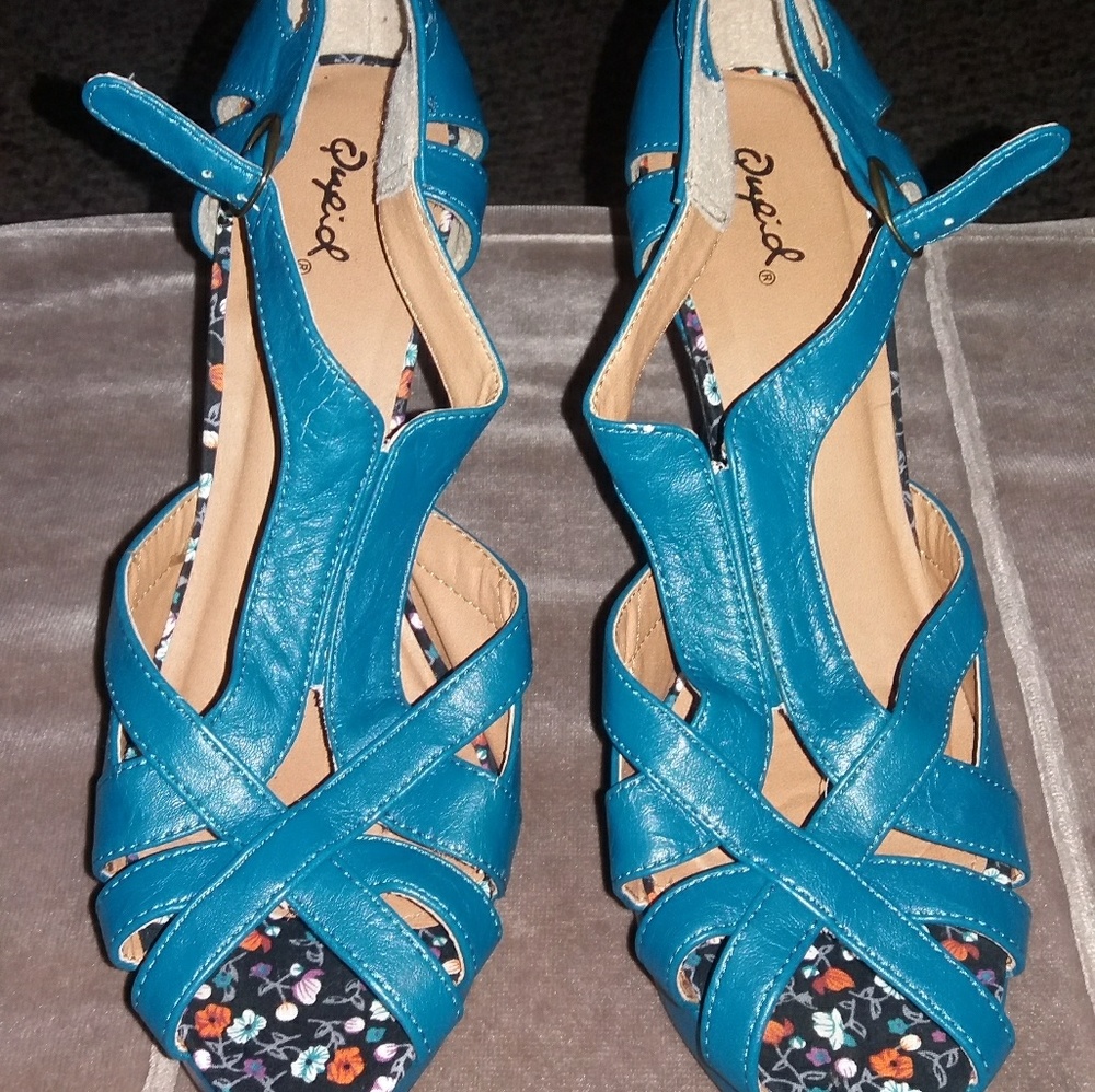 High heeled shoes